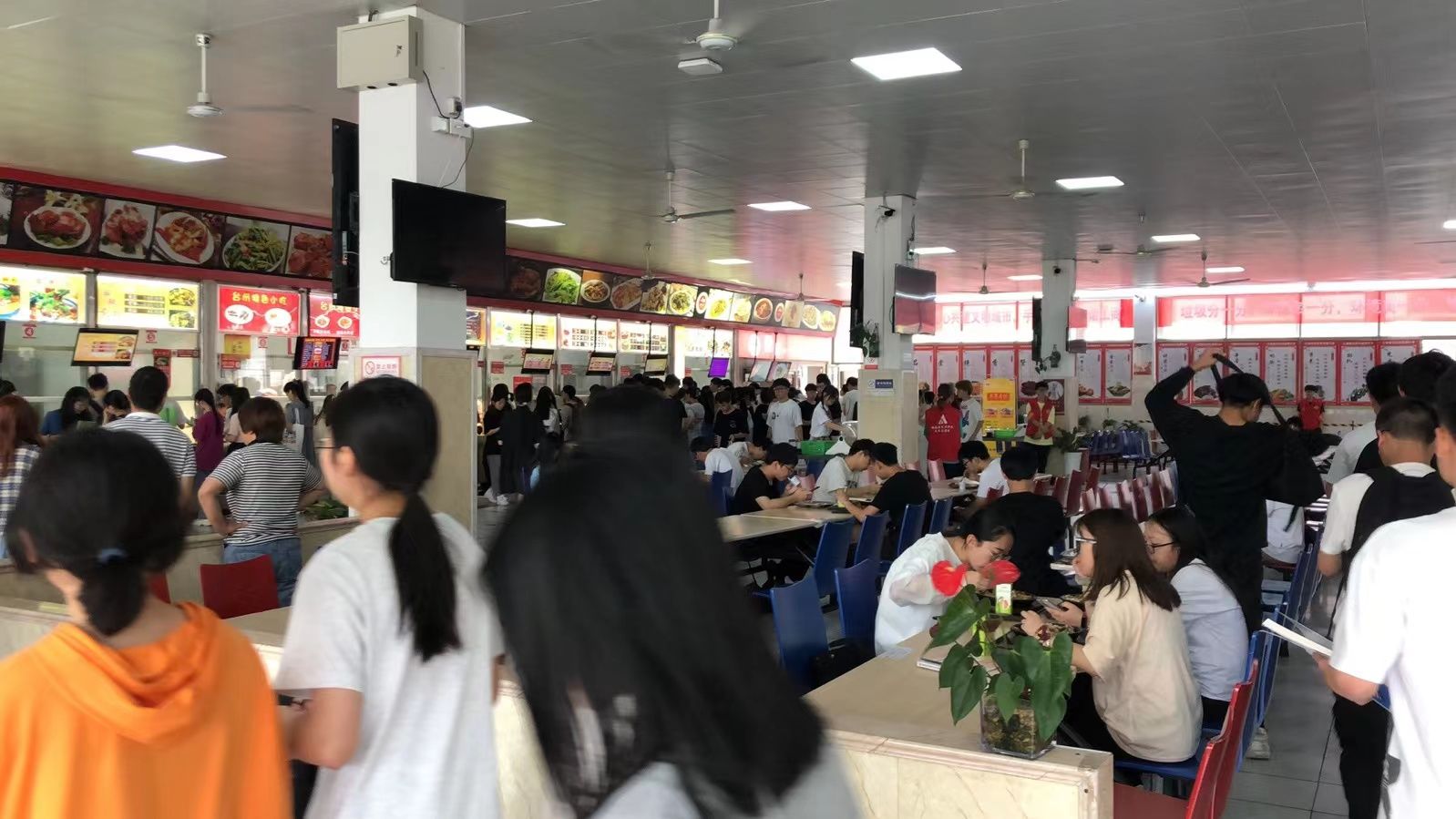 青岛包餐制学校食堂超市整体对外承包