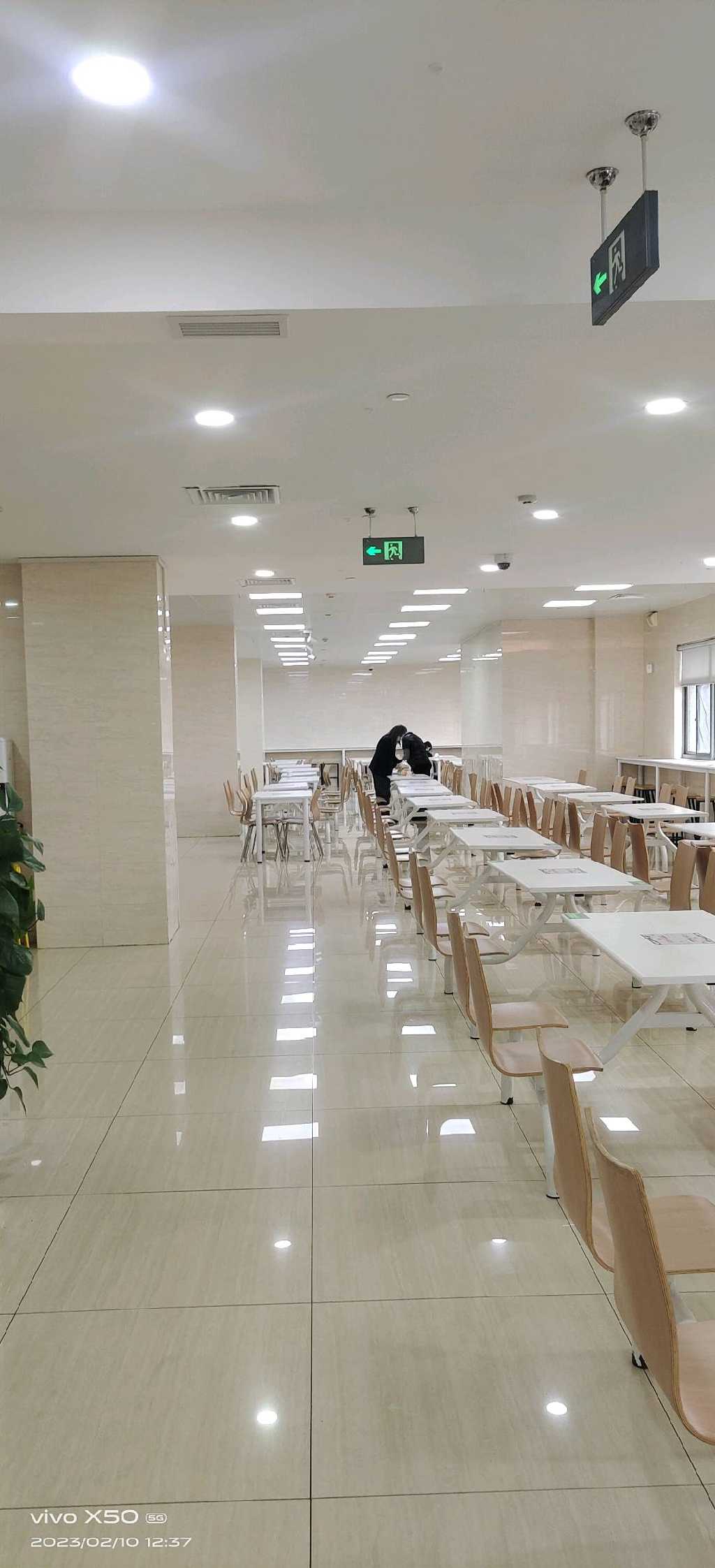上海浦东陆家嘴企业食堂有2个档口招租