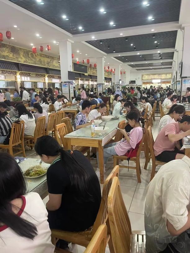 武汉市东湖高新技术开发区大学食堂对外招特色餐饮