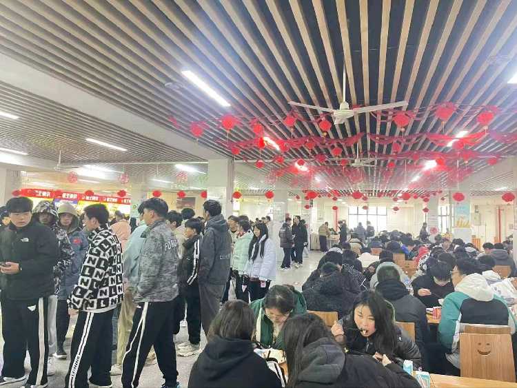河北省大学3楼食堂对外整包