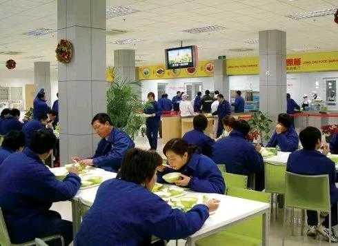 荆州工厂一楼食堂+超市整体托管