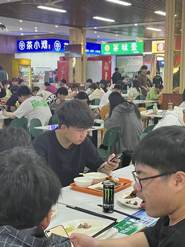 无锡高校商铺出租，位置好