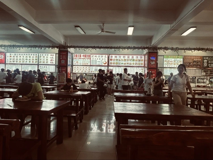 唐山万人大学食堂招租