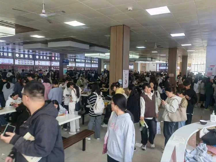 安徽地区5000人封闭式中学食堂对外整体托管